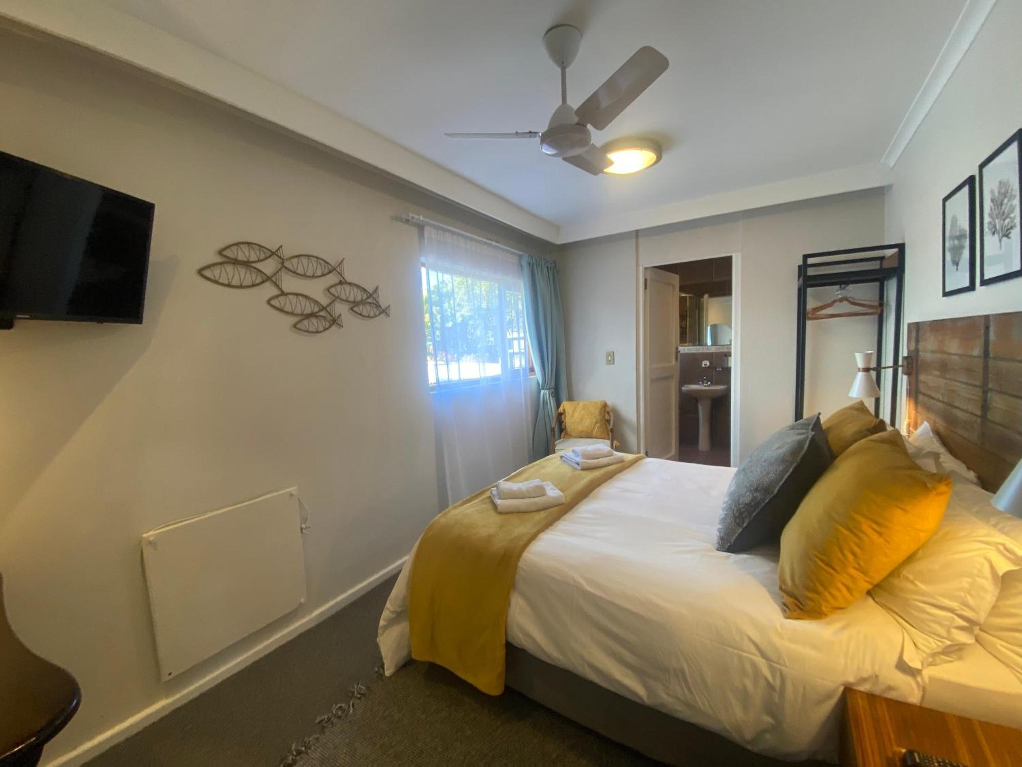 Dolphin Circle Bed And Breakfast Plettenberg Bay Ruang foto
