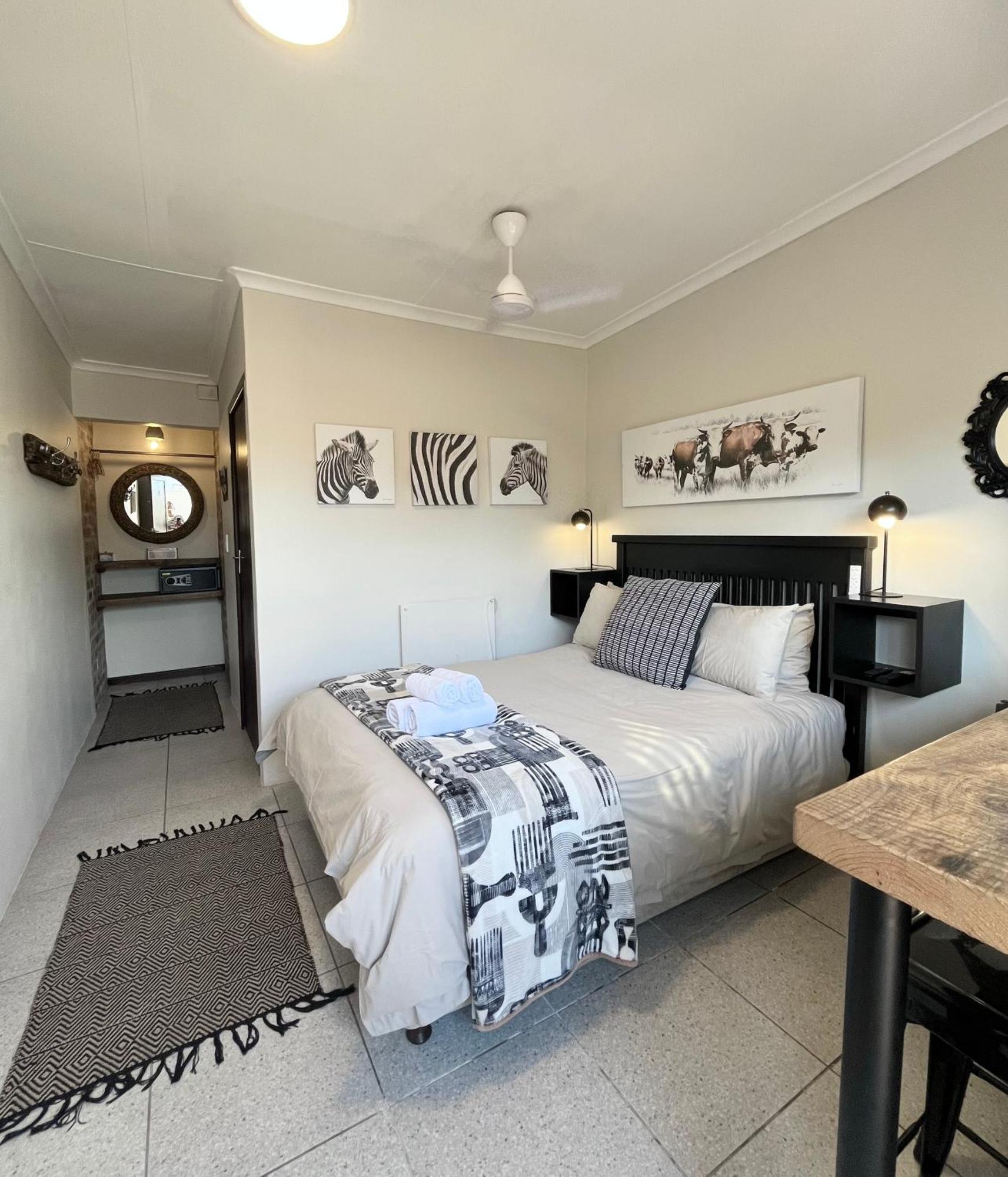 Dolphin Circle Bed And Breakfast Plettenberg Bay Bagian luar foto